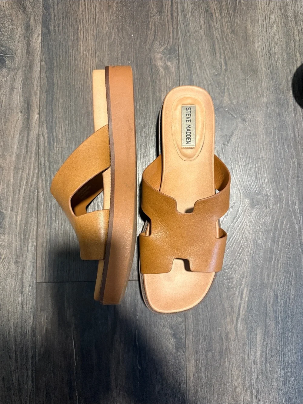 Steve Madden minimalist leather